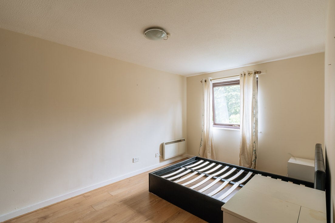 Flat Markhouse Road in Greater London