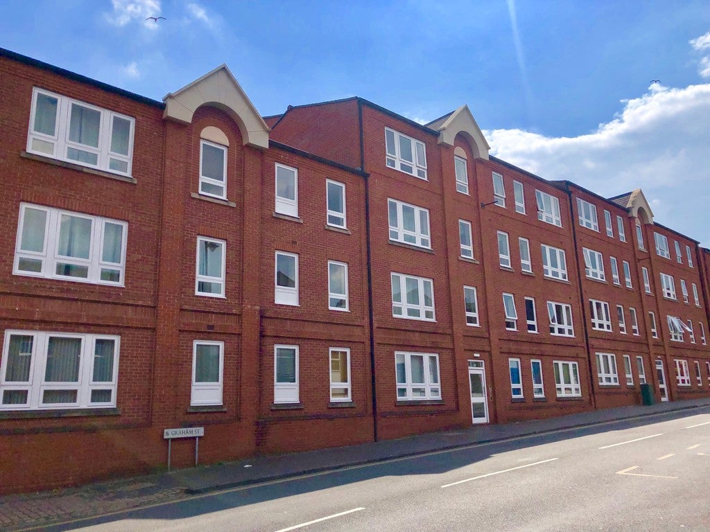 Flat New Hall Court in Birmingham