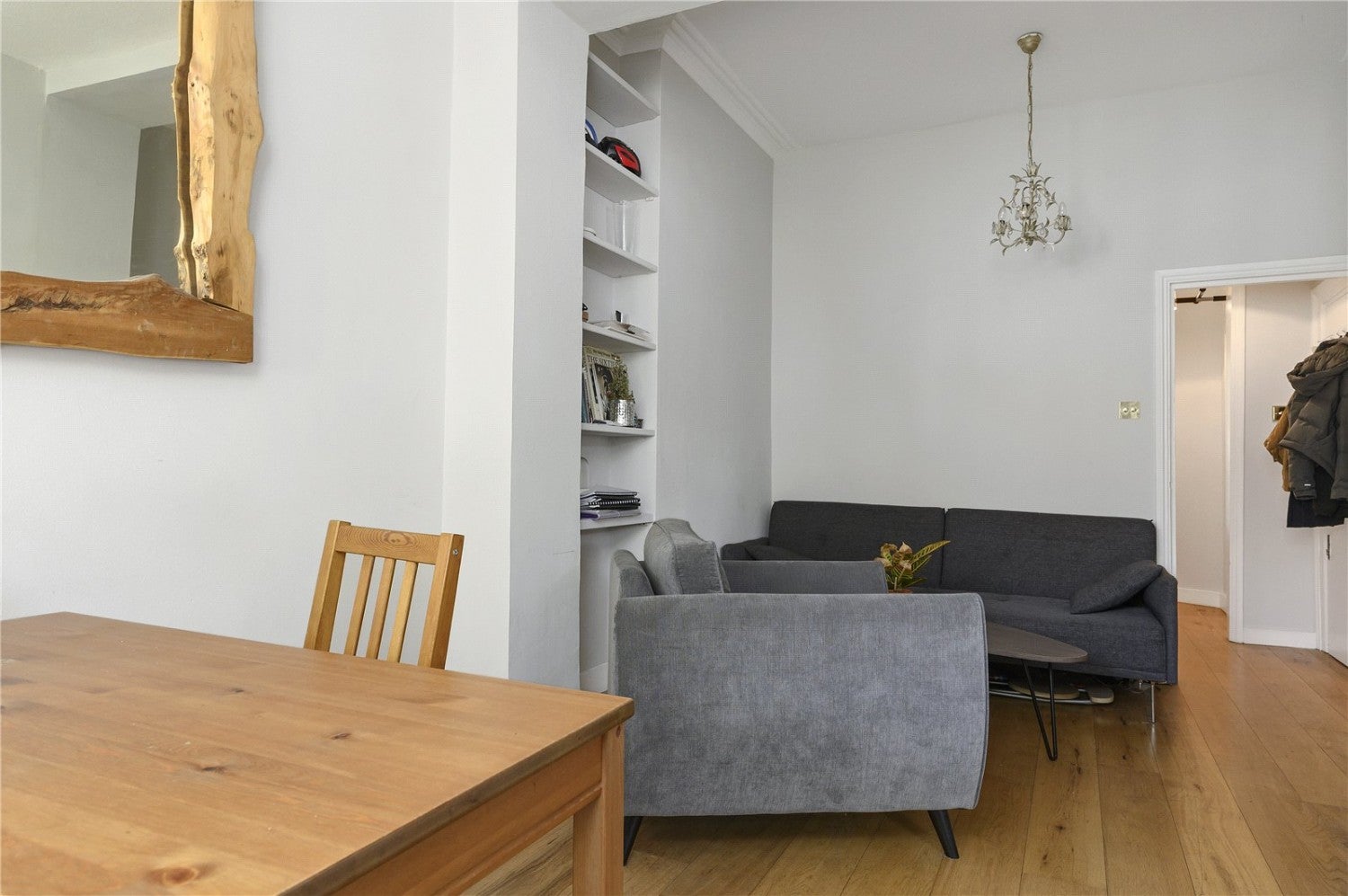 Flat Huntingdon Street in Greater London