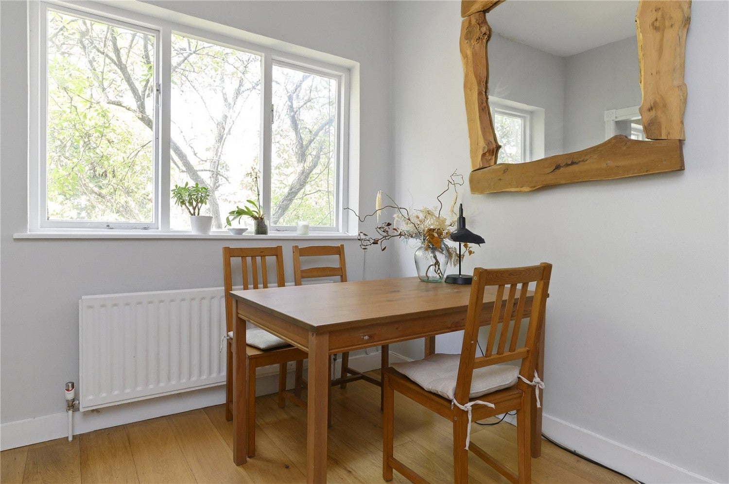 Flat Huntingdon Street in Greater London