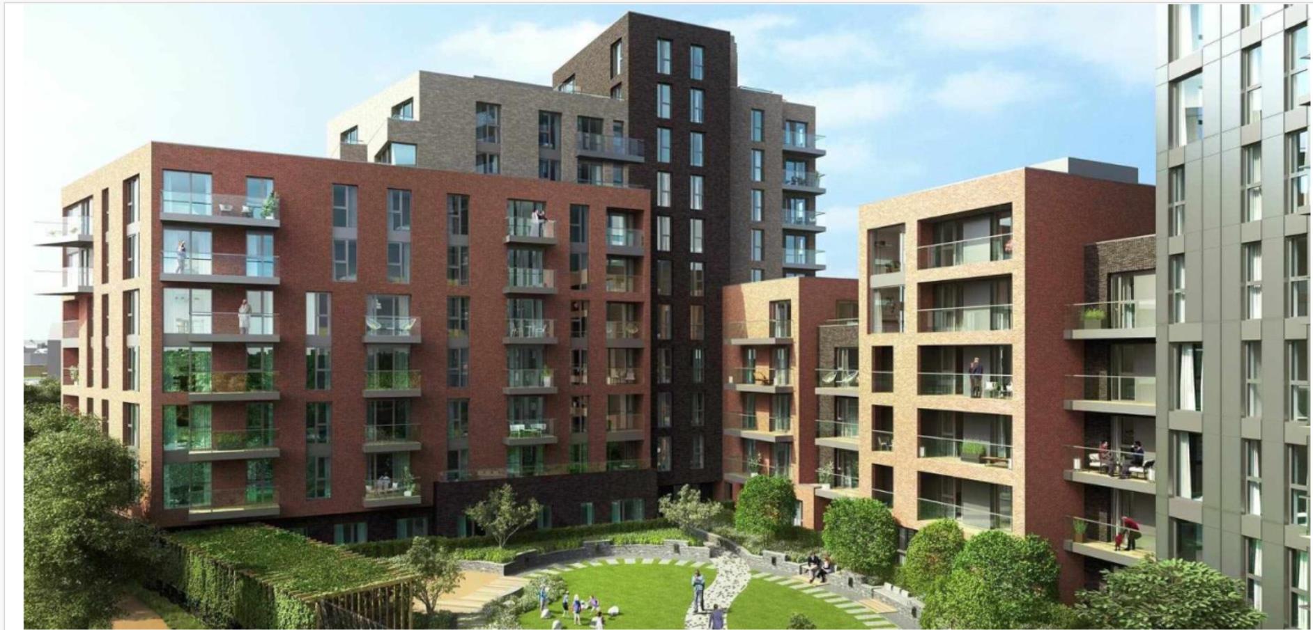 Flat Colthurst Crescent in Greater London