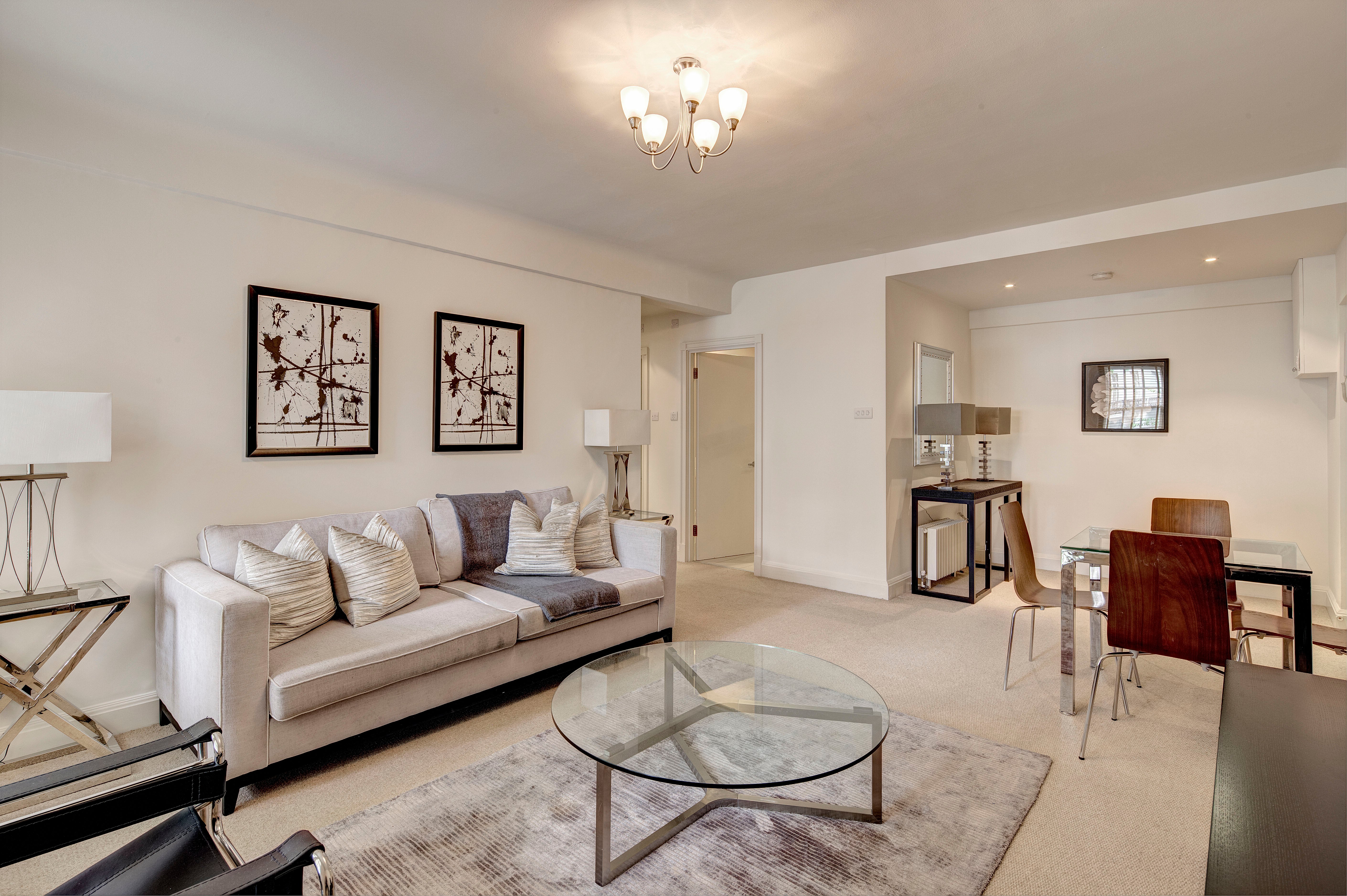Flat Fulham Road in Greater London
