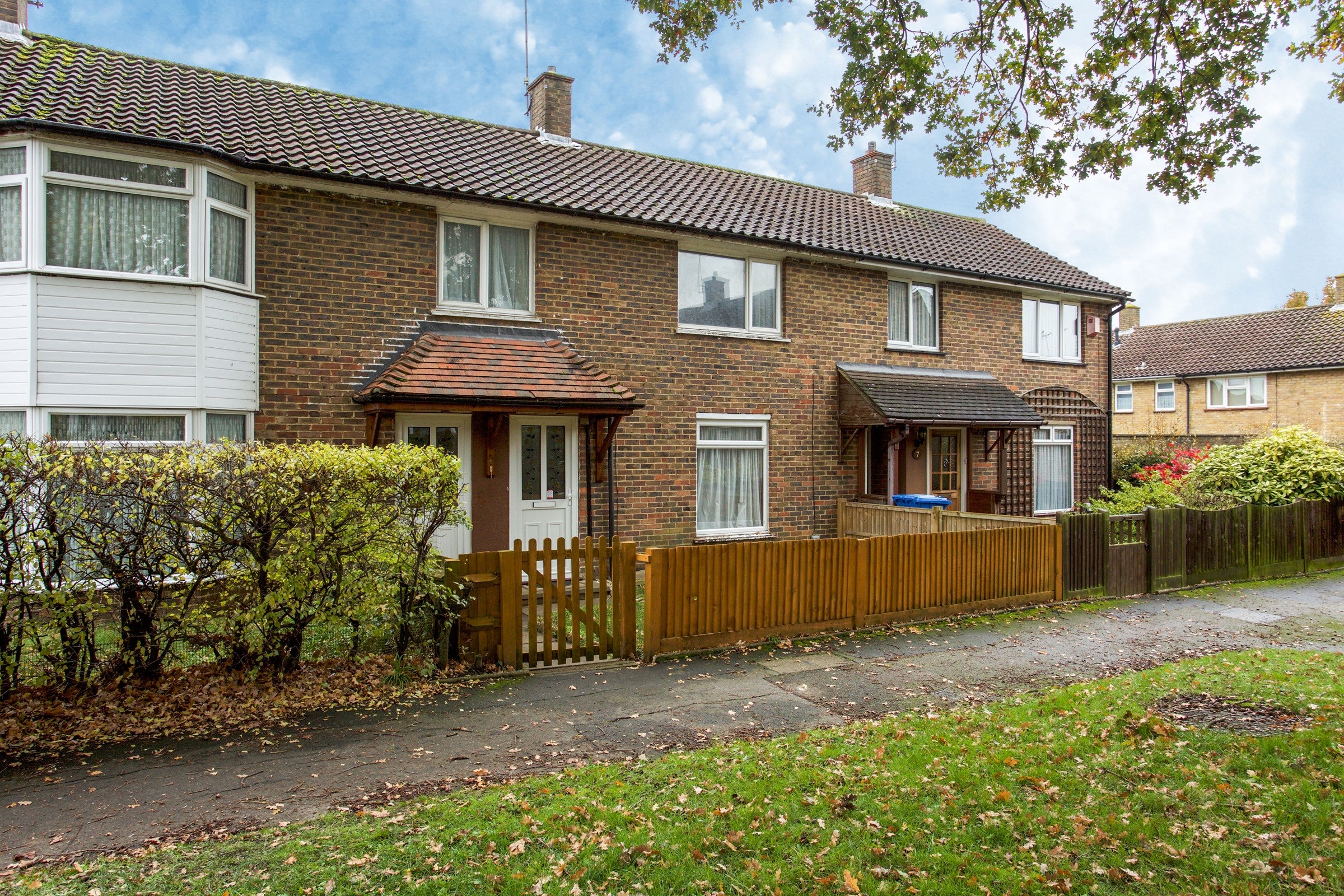House Nelson Close in Bracknell