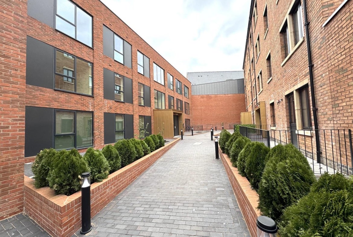 Flat Legge Lane in Birmingham