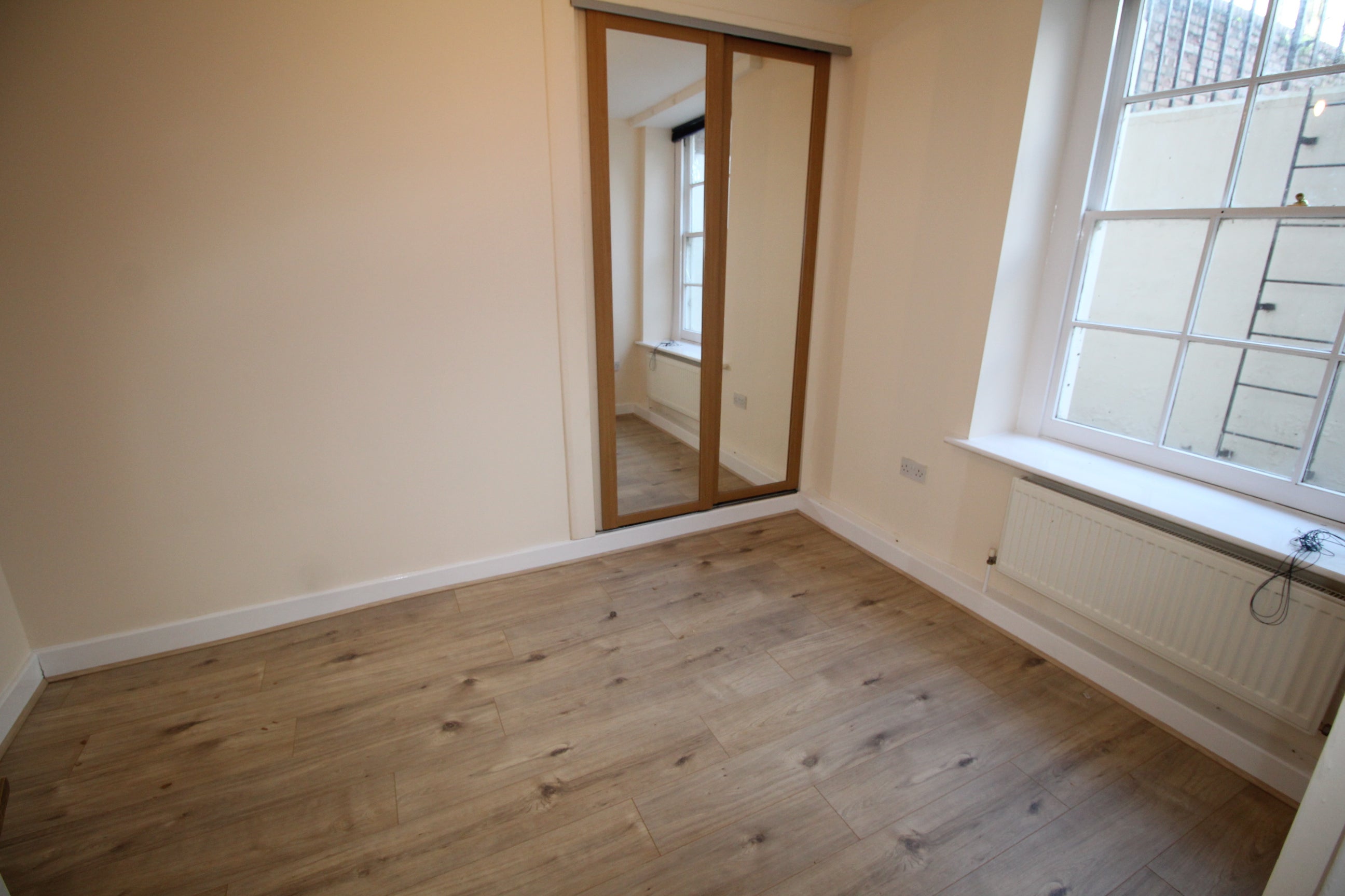 Flat Charlotte Street in Royal Leamington Spa