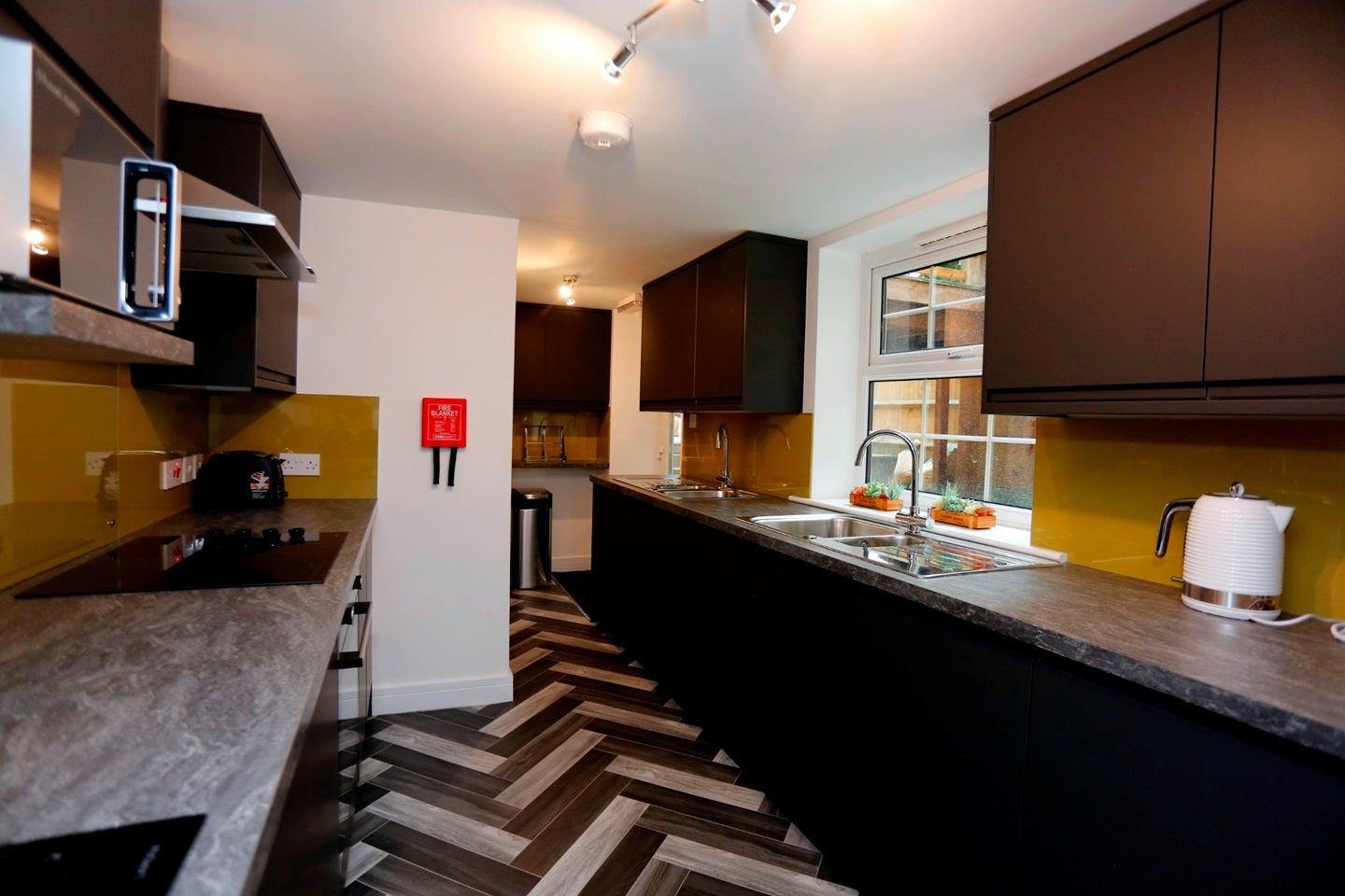 Room London Road in Maidstone