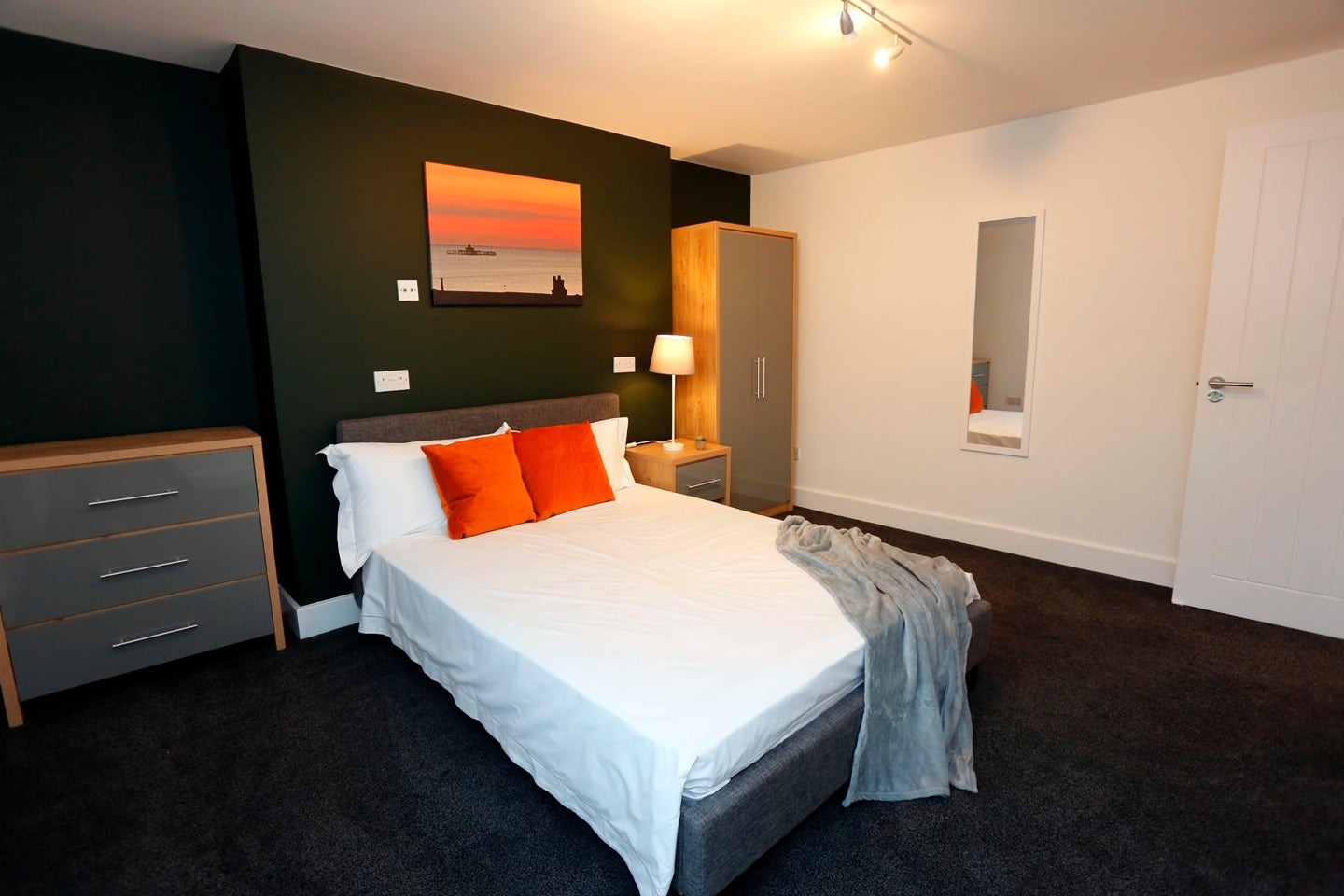 Room London Road in Maidstone