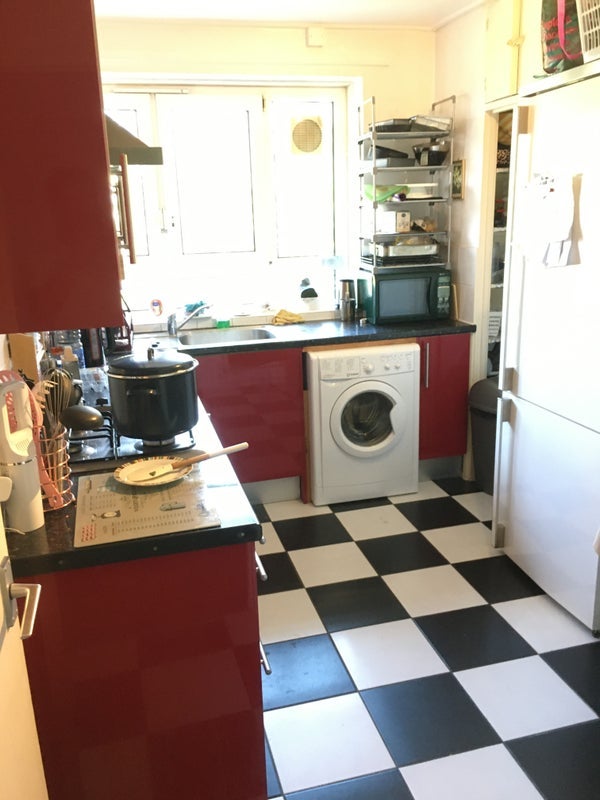 Room Buxton Street in Greater London
