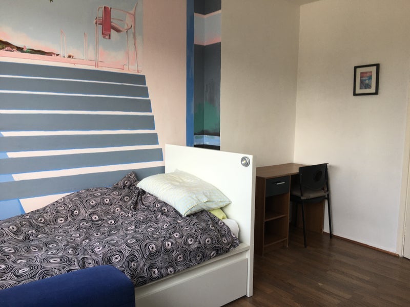 Room Buxton Street in Greater London