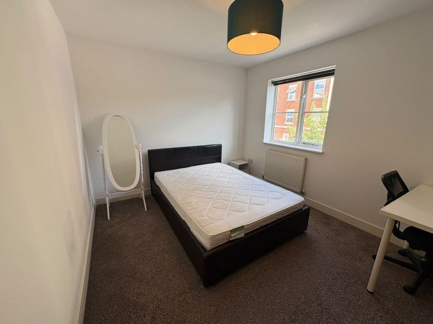 Room St Edward's Road in Portsmouth