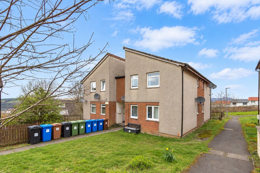 Flat Beechwood Drive in Bonhill