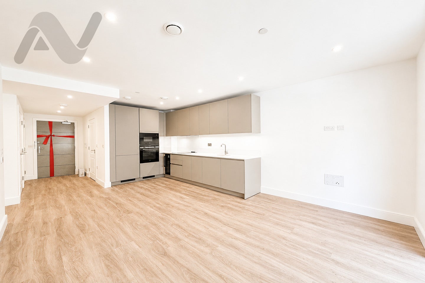 Flat Craneford Way in Greater London