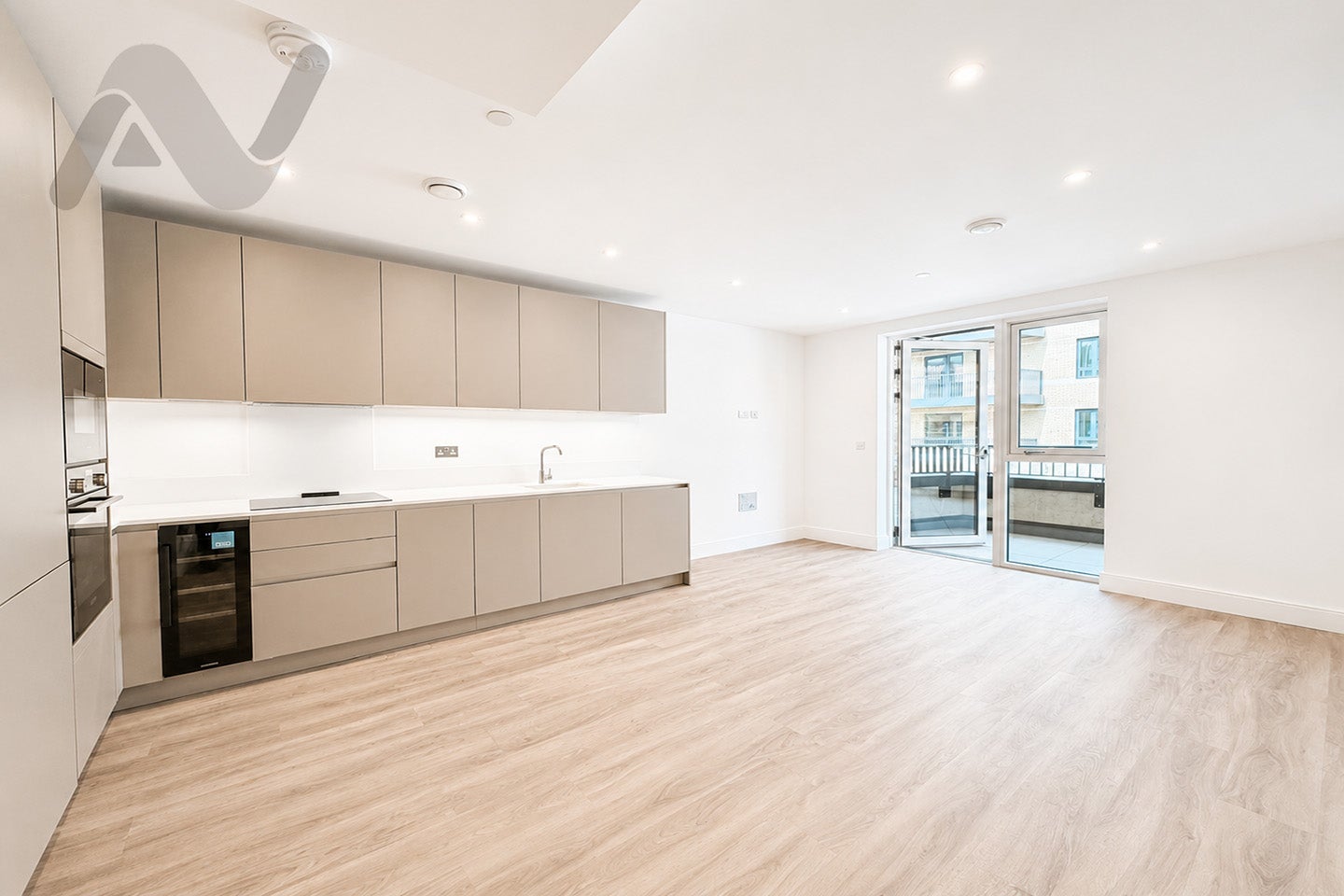 Flat Craneford Way in Greater London