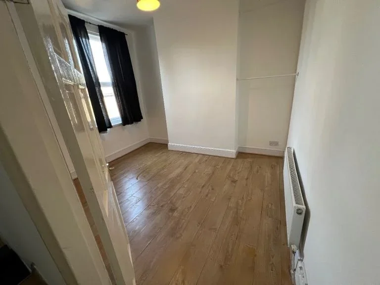 House Bellenden Road in Greater London