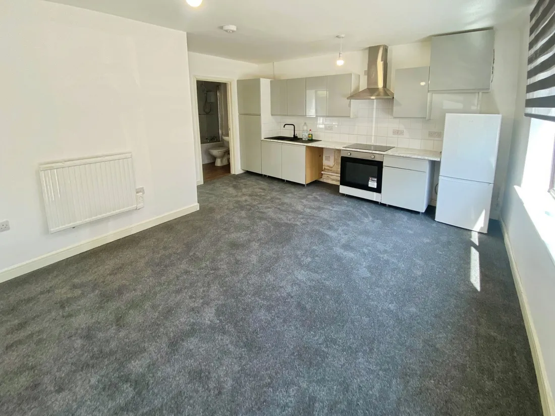 Flat East Road in Tylorstown