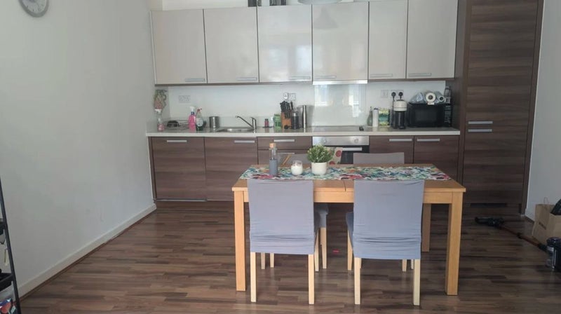 Flat Copenhagen Place in Greater London