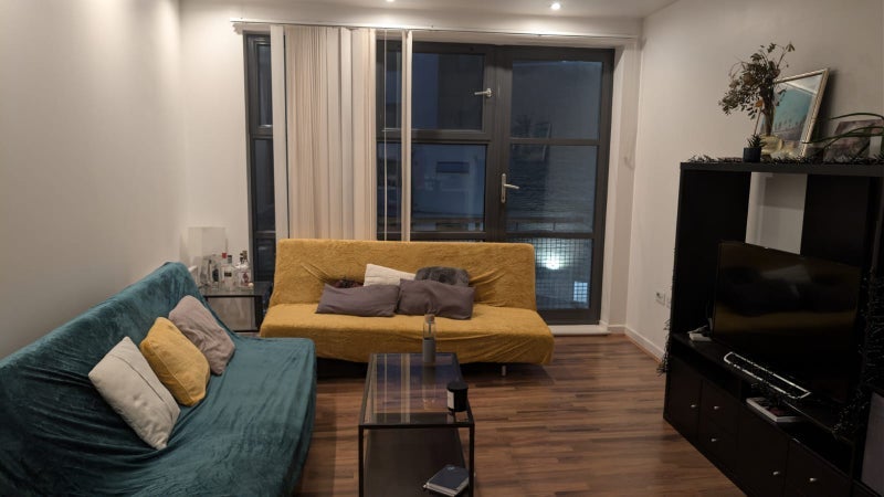Flat Copenhagen Place in Greater London