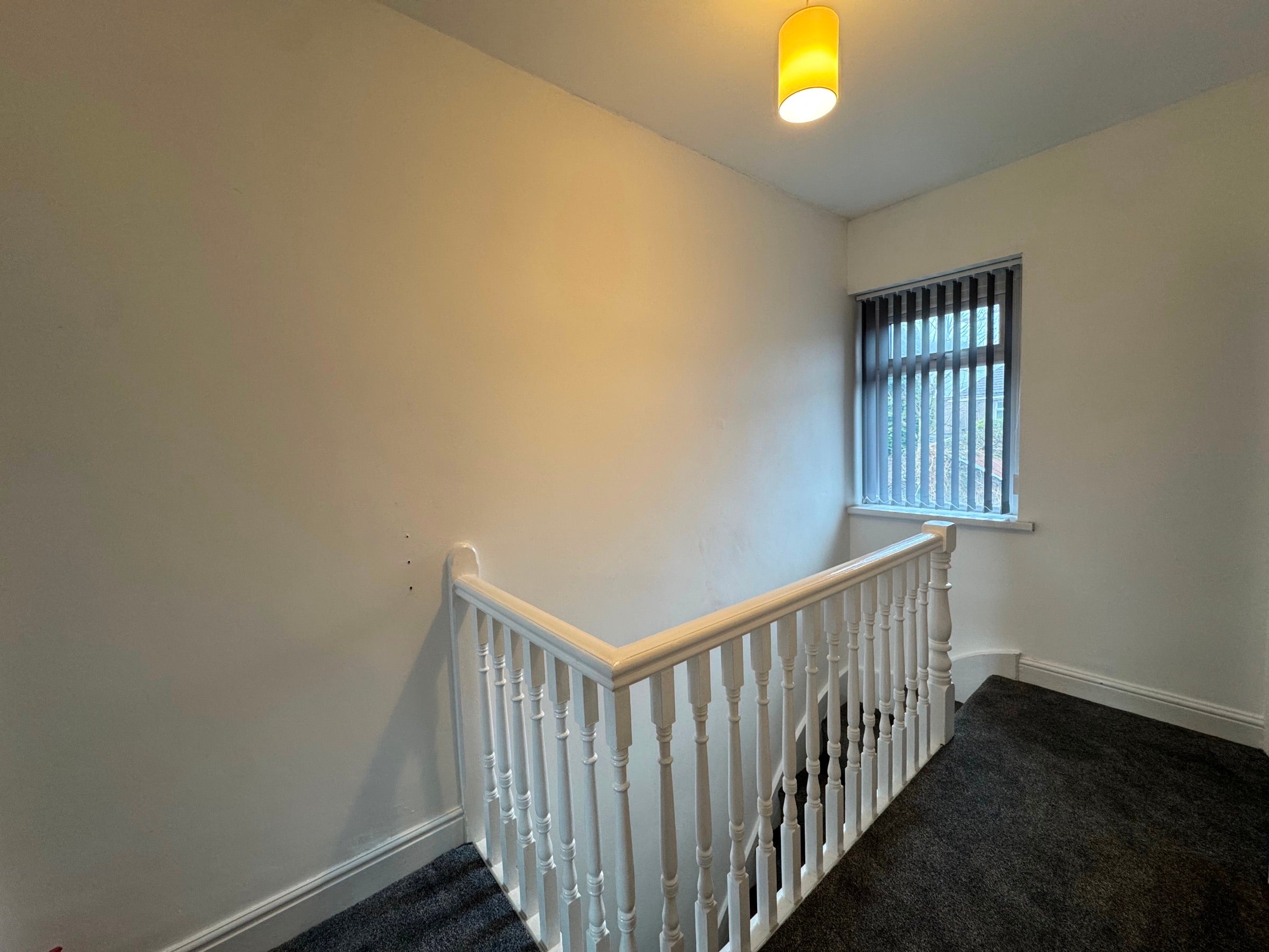 Room Rees Street in Aberavon