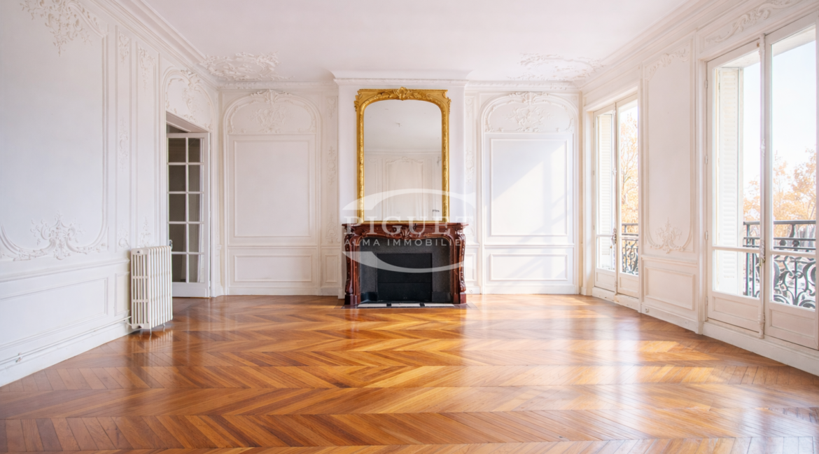 Appartement Avenue Montaigne à Paris