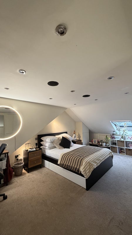 Room Balmoral Road in Greater London