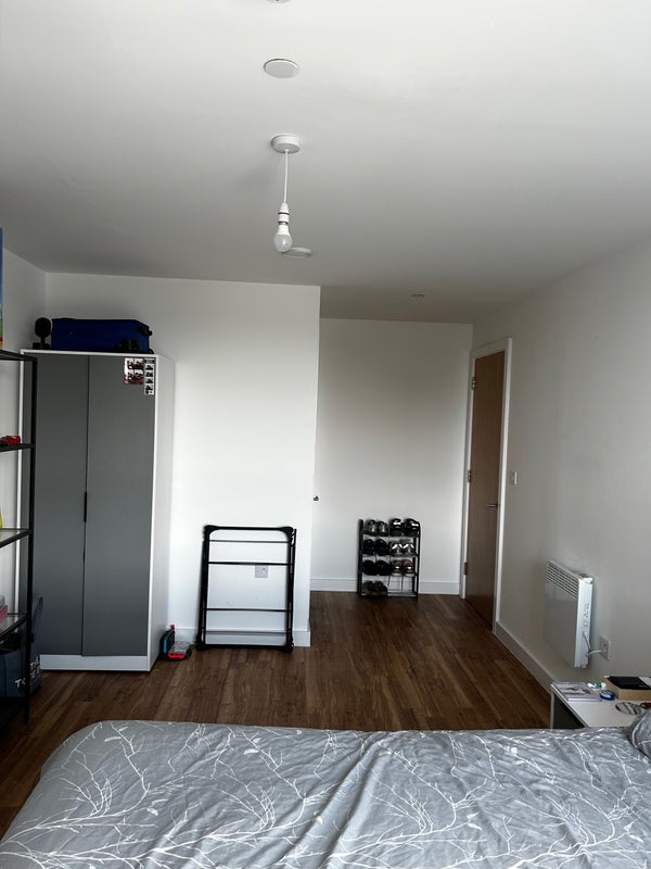 Room Pomona Strand in Trafford