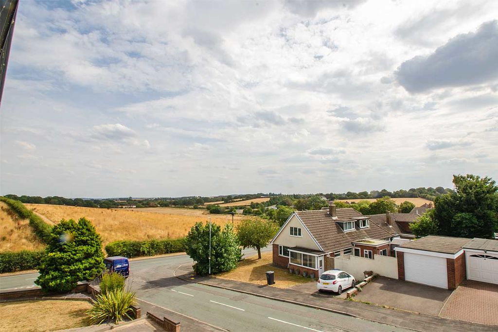 House The Ridgeway in Birmingham
