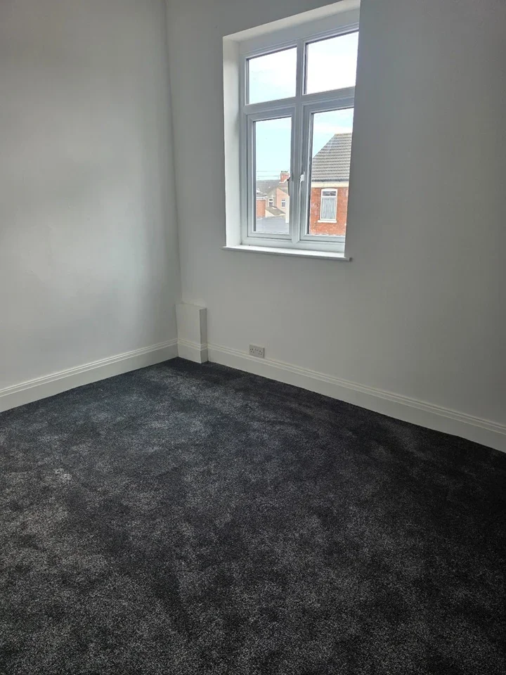 Flat Grimsby Road in Cleethorpes