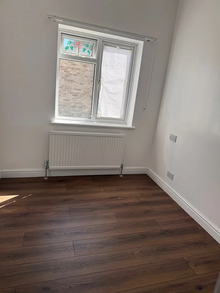 House Ford Lane in Greater London