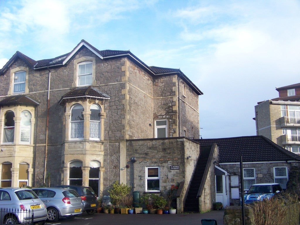 Flat Victoria Quadrant in Weston-super-Mare