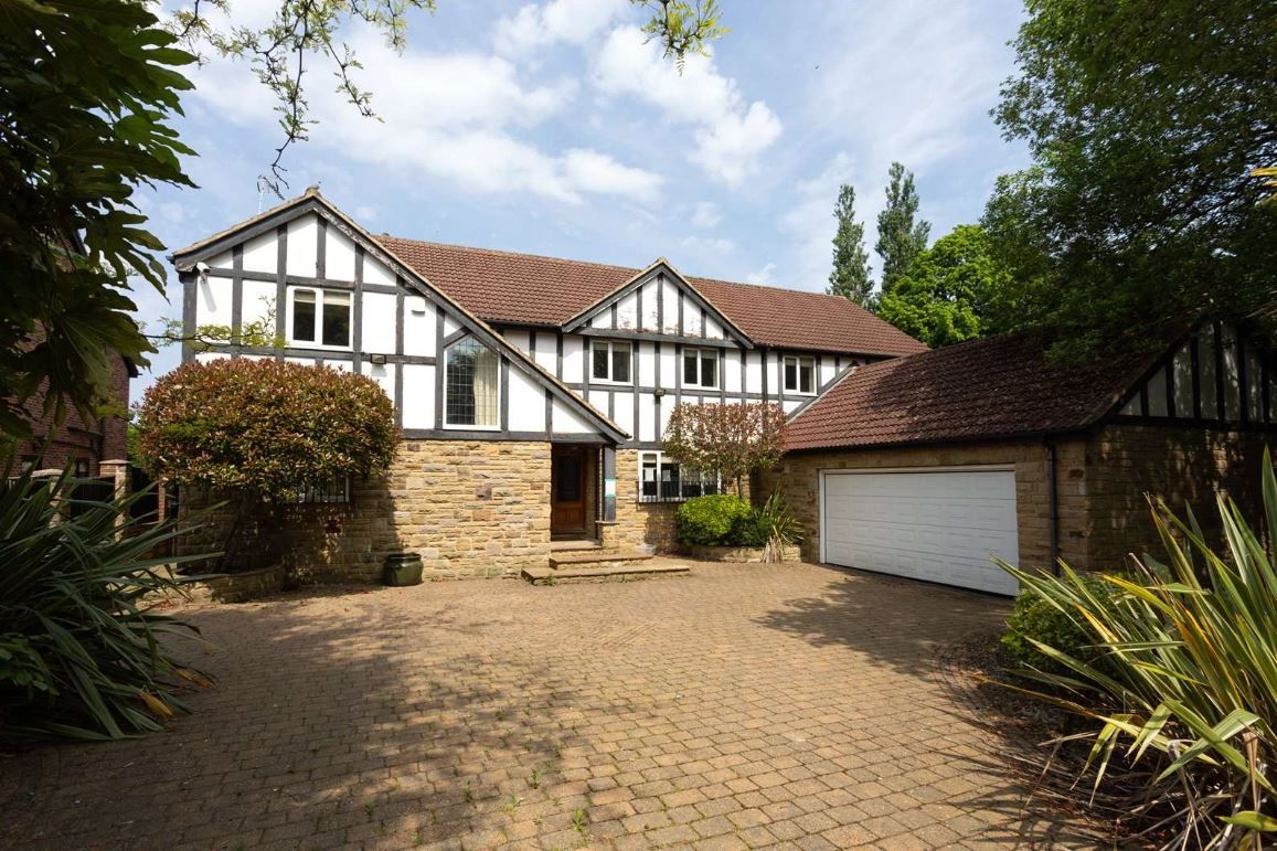 House Sandmoor Drive in Leeds