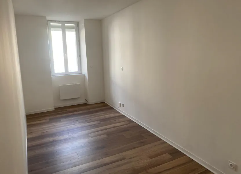 Appartement Rue des Écoles à Saint-Ambroix