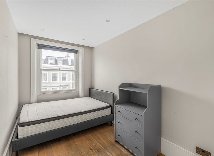 Flat Collingham Place in Greater London