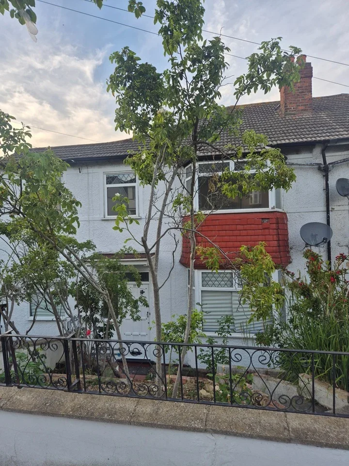 House Florida Road in Greater London