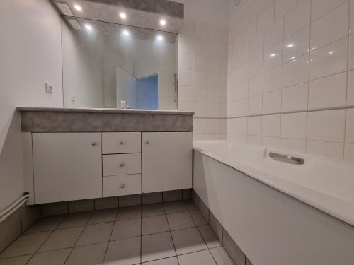 Flat Rue de Verdun in Suresnes
