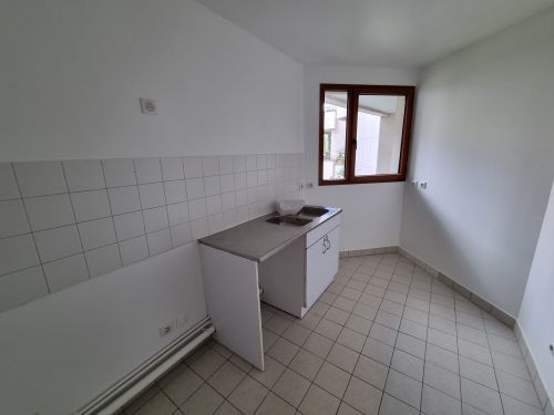 Flat Rue de Verdun in Suresnes