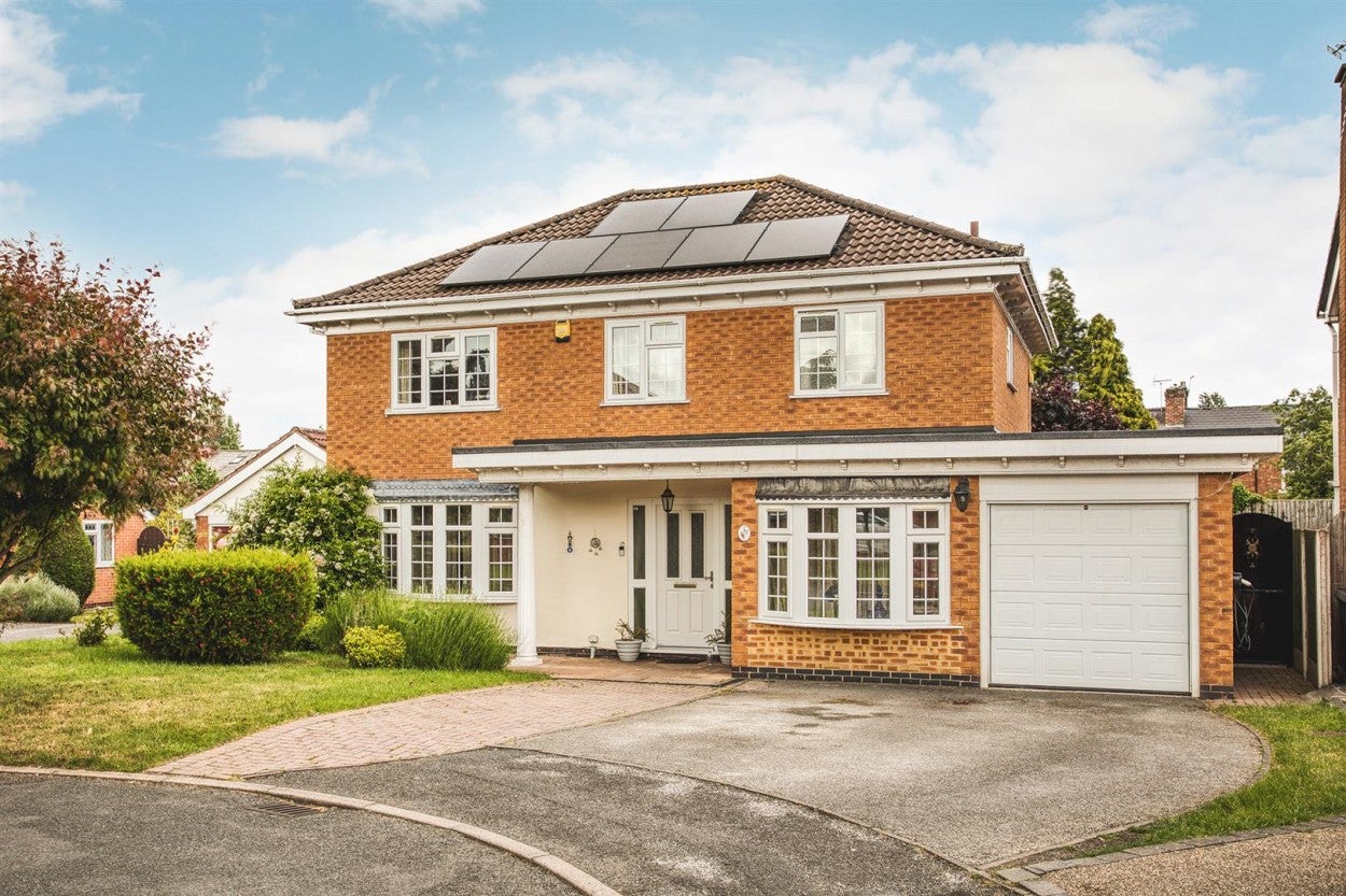 House Gleneagles Close in Derby