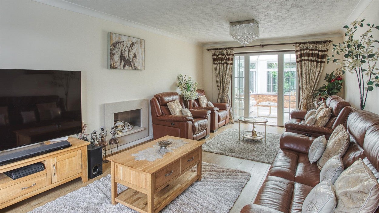 House Gleneagles Close in Derby