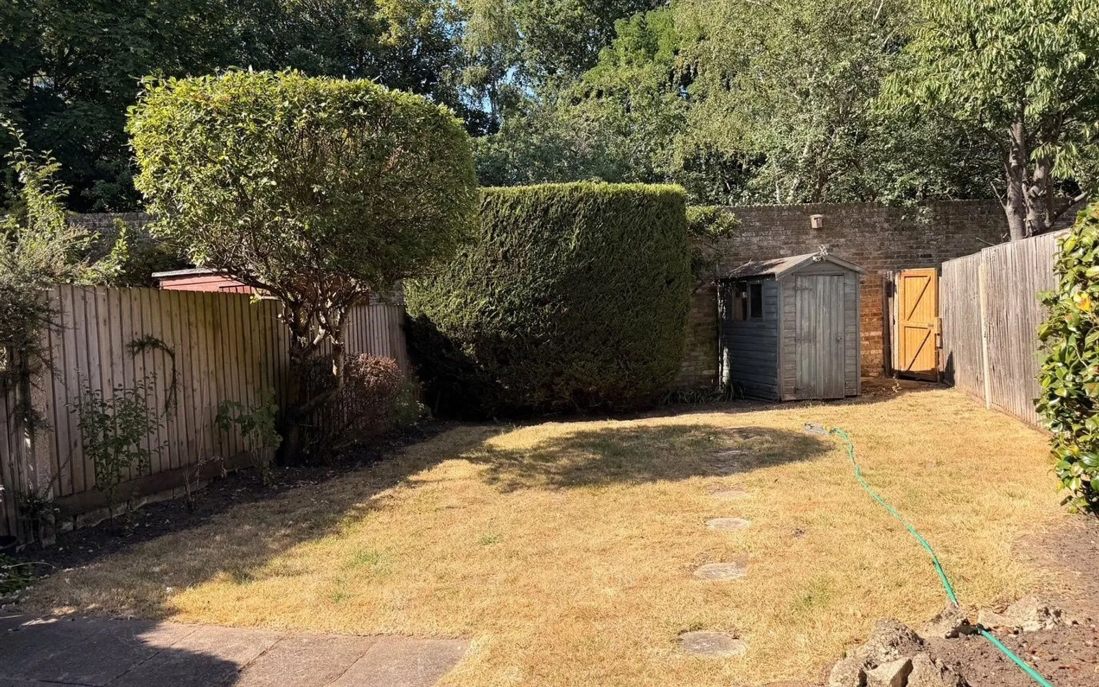 House Brackley in Elmbridge