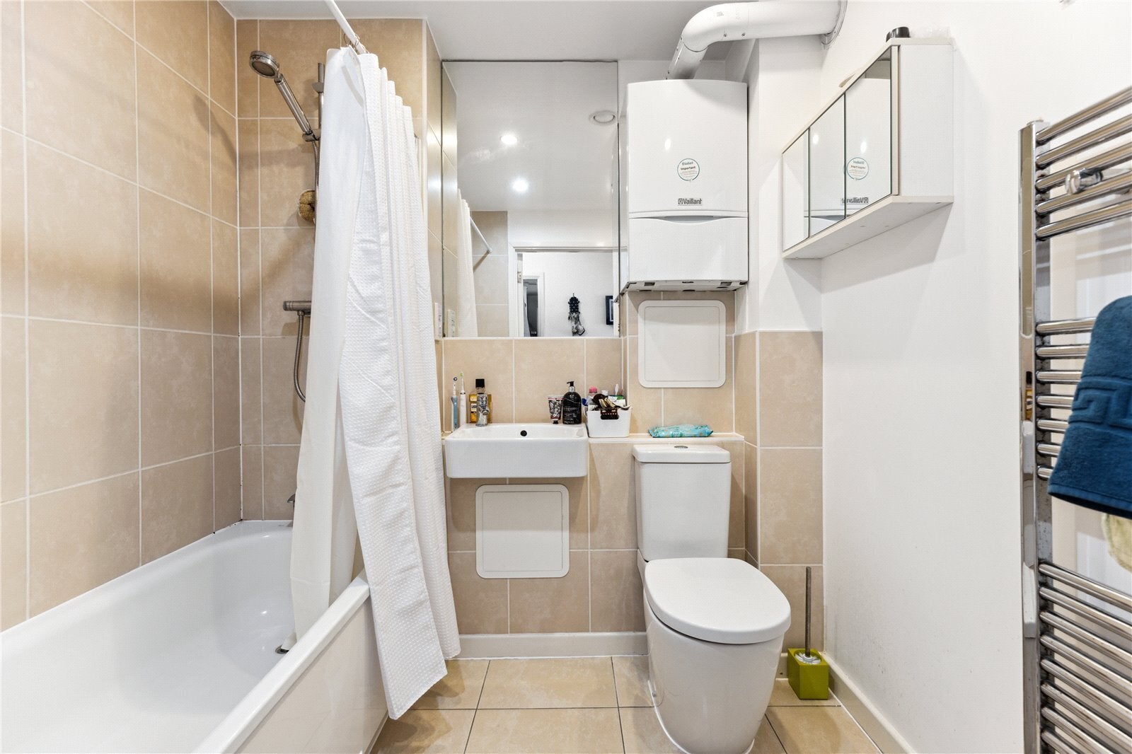 Flat New Clocktower Place in Greater London