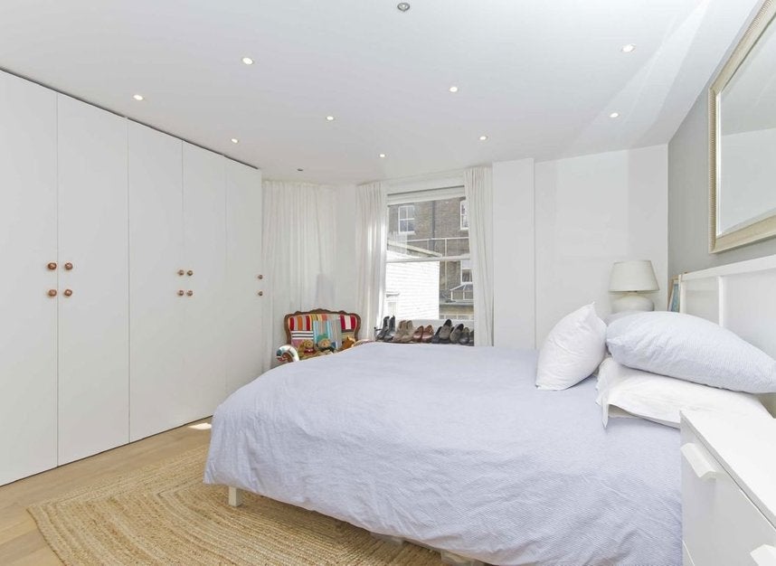 Flat Culford Gardens in Greater London