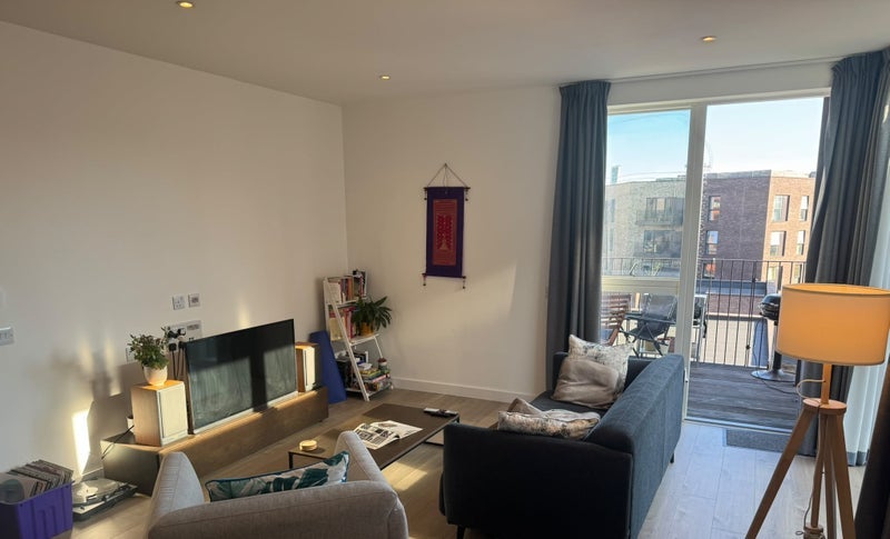 Flat Waterden Road in Greater London