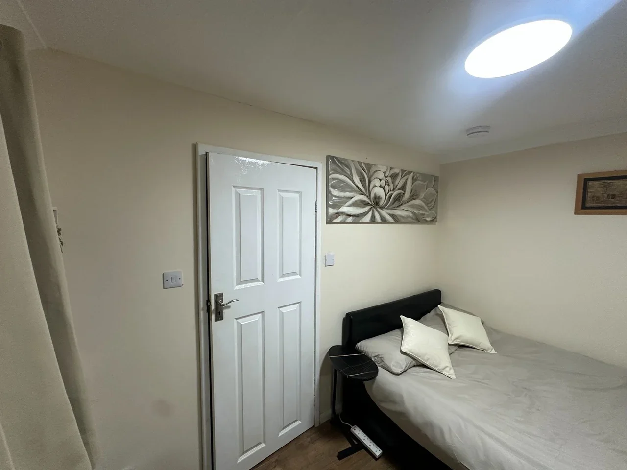 Room Pipard in Milton Keynes