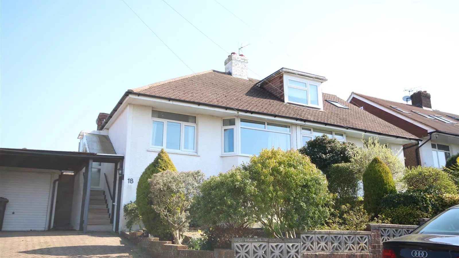 House Westfield Close in Brighton