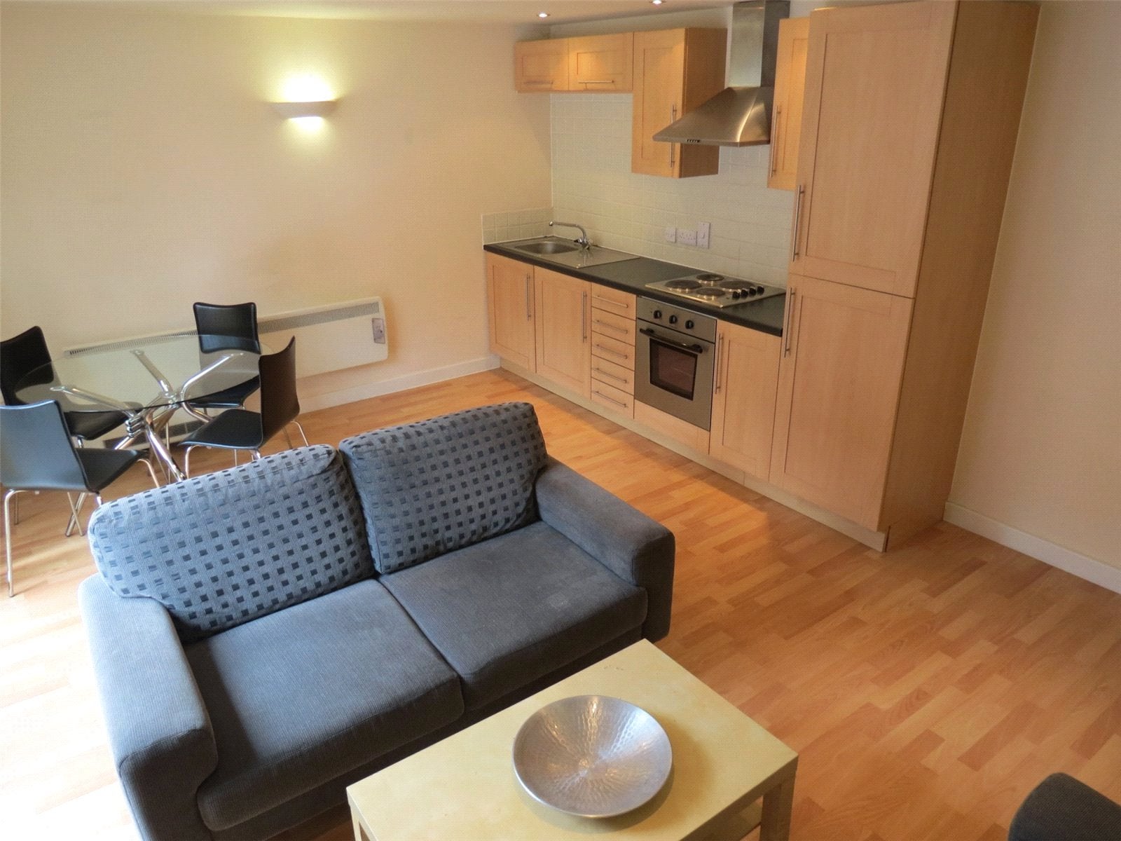Flat Wilton Place in Salford