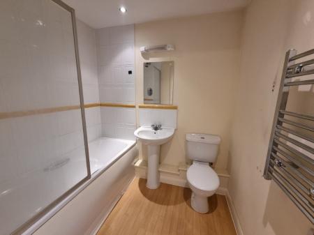 Flat Limington Court in Ipswich