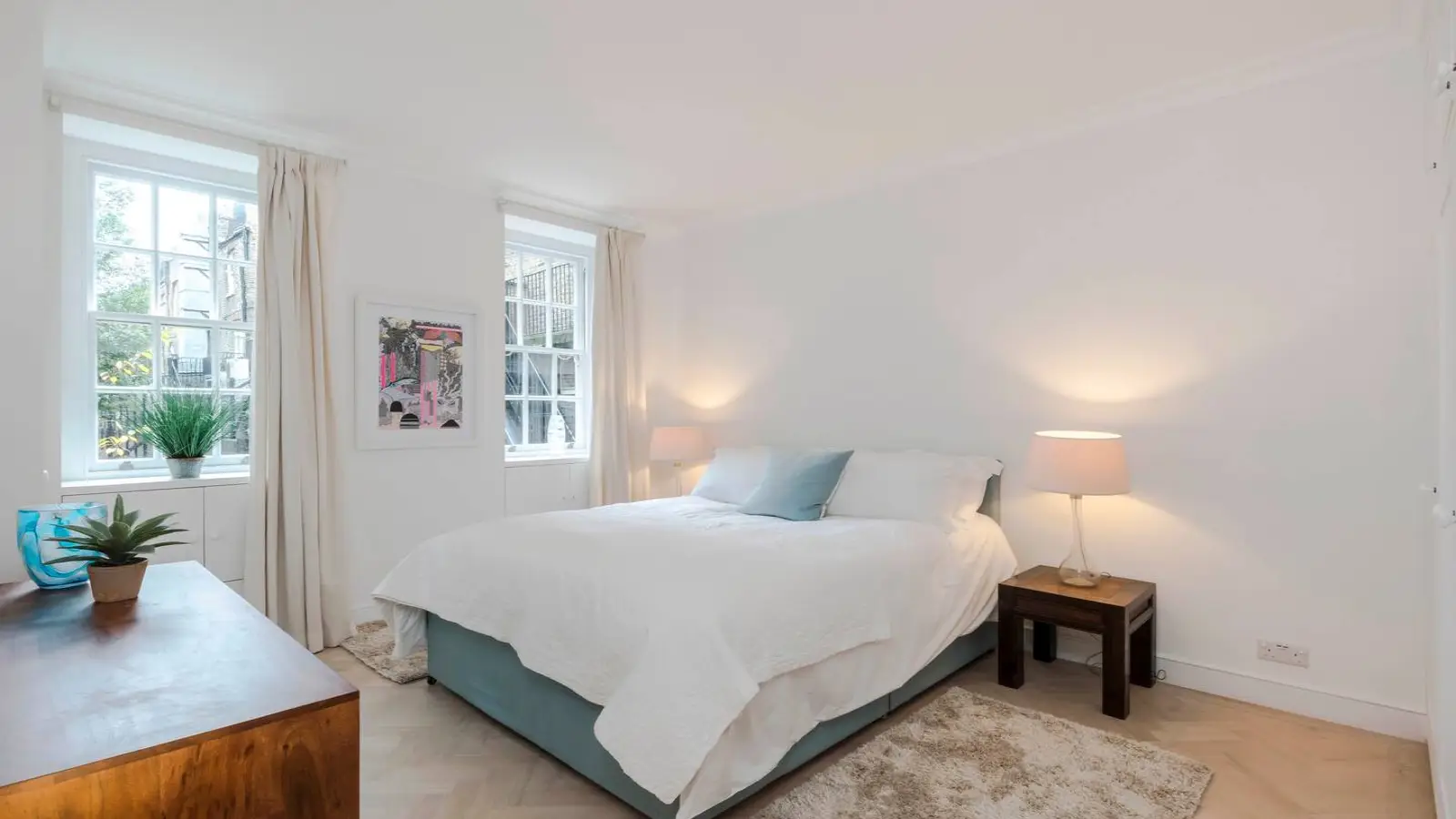 Flat Mulberry Walk in Greater London