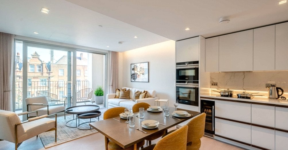 Flat St Mary's Terrace in London