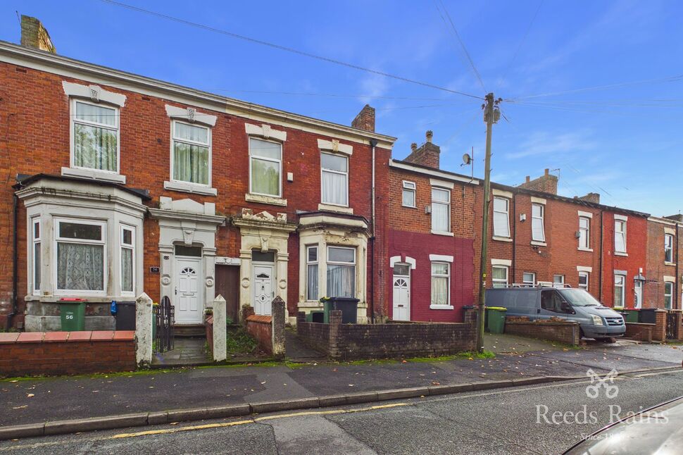 Flat Miller Road in Preston