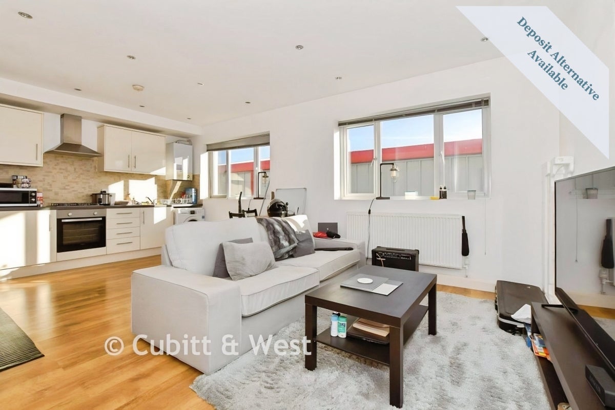 Flat Campbell Road in Greater London