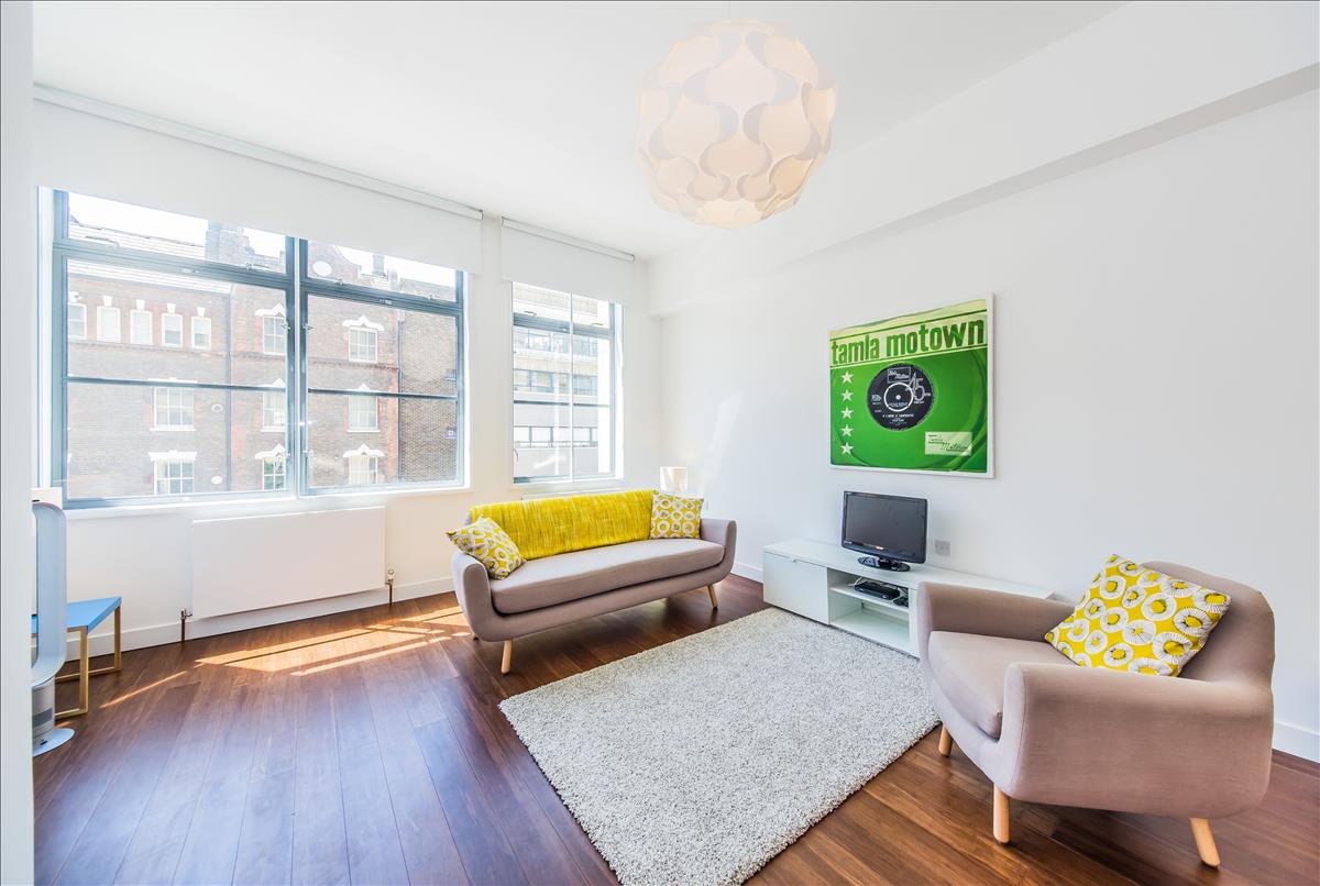 Flat Jerome Street in Greater London